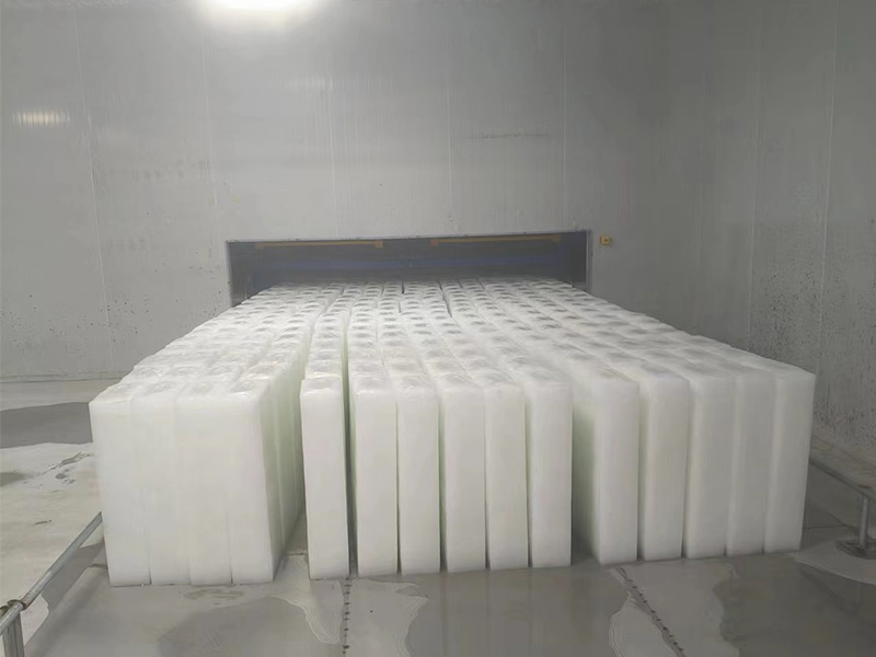 Trải nghiệm sức mạnh của tự động hóa với máy làm đá của Baocharm