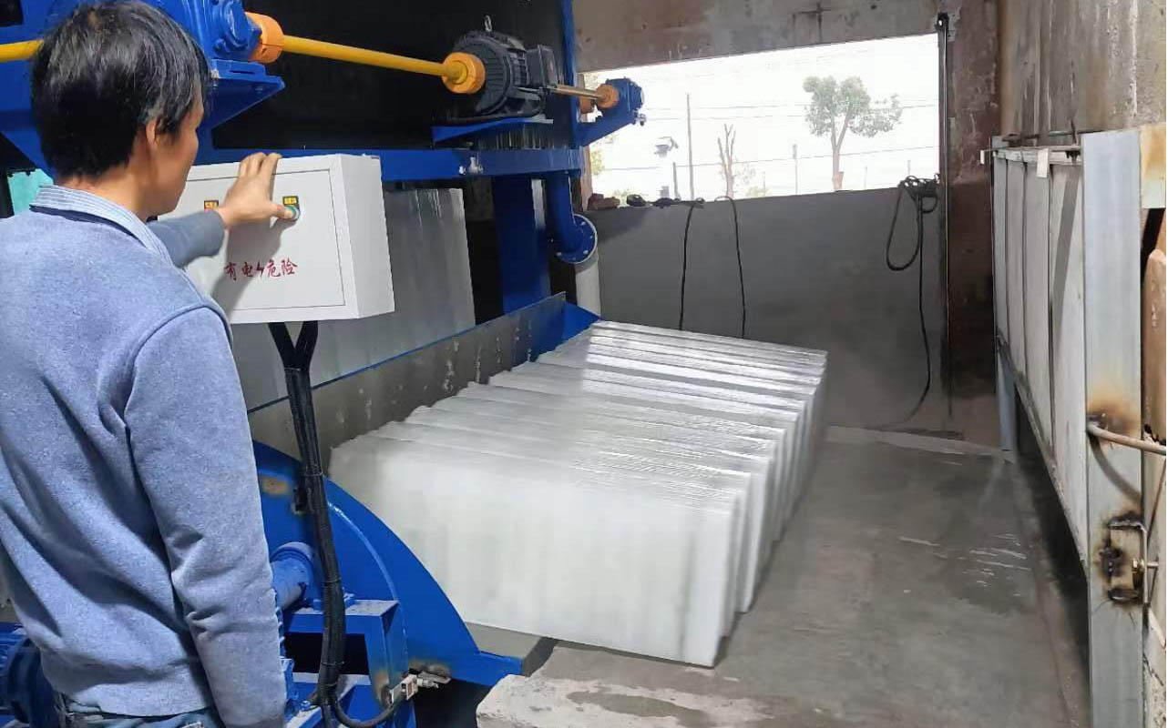 Customer Case ice block freezing machine